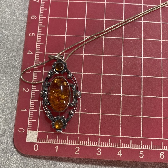 Sterling silver and amber art nouveau style necklace. - Picture 6 of 7